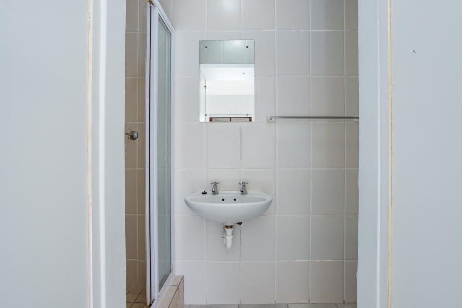 To Let 2 Bedroom Property for Rent in Paarl Central Western Cape